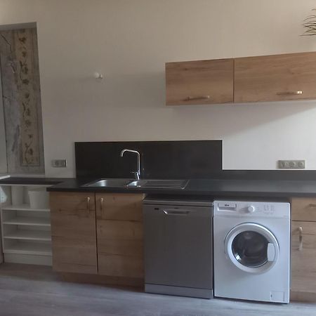 Les Meubles Du Colombier Apartamento Lons-le-Saunier Exterior foto