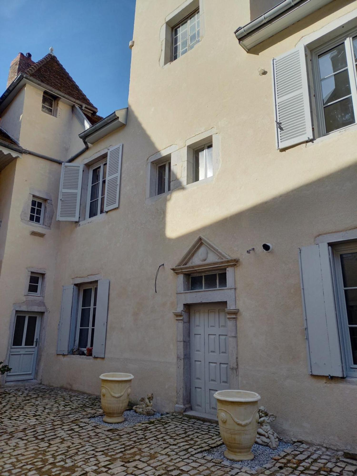 Les Meubles Du Colombier Apartamento Lons-le-Saunier Exterior foto
